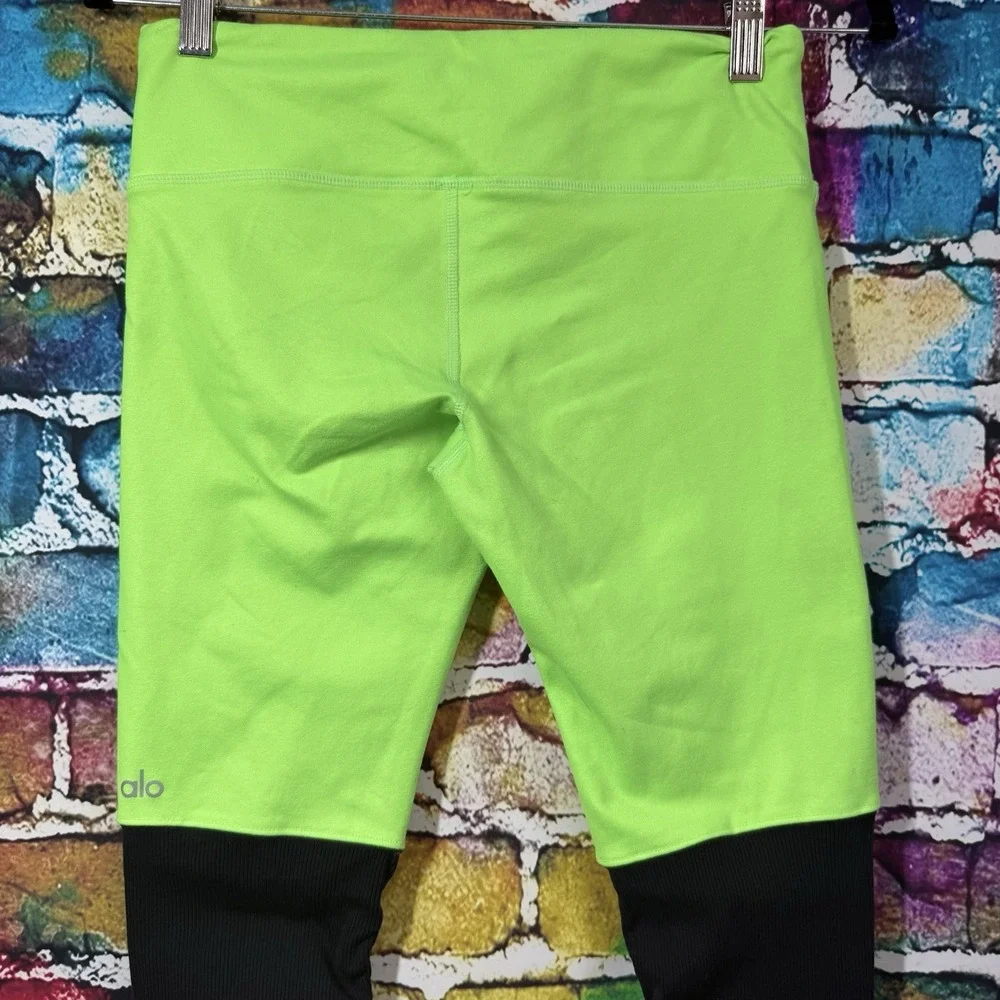 ALO Yoga Women's Neon Green Black Goddess Leggings Sz Small Ruched